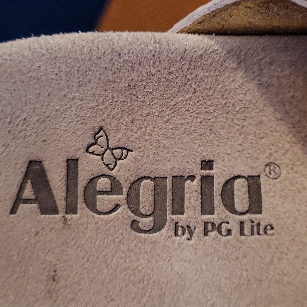 Alegria 8 8.5 Or 38 Embroidered White Sandals With Velcro - Picture 17 of 17
